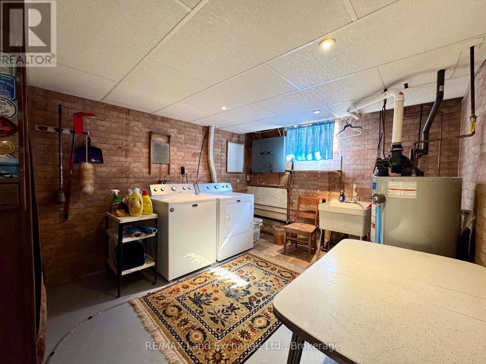 633 Wellington Street, Saugeen Shores, Ontario  N0H 2C4 - Photo 22 - X12374661