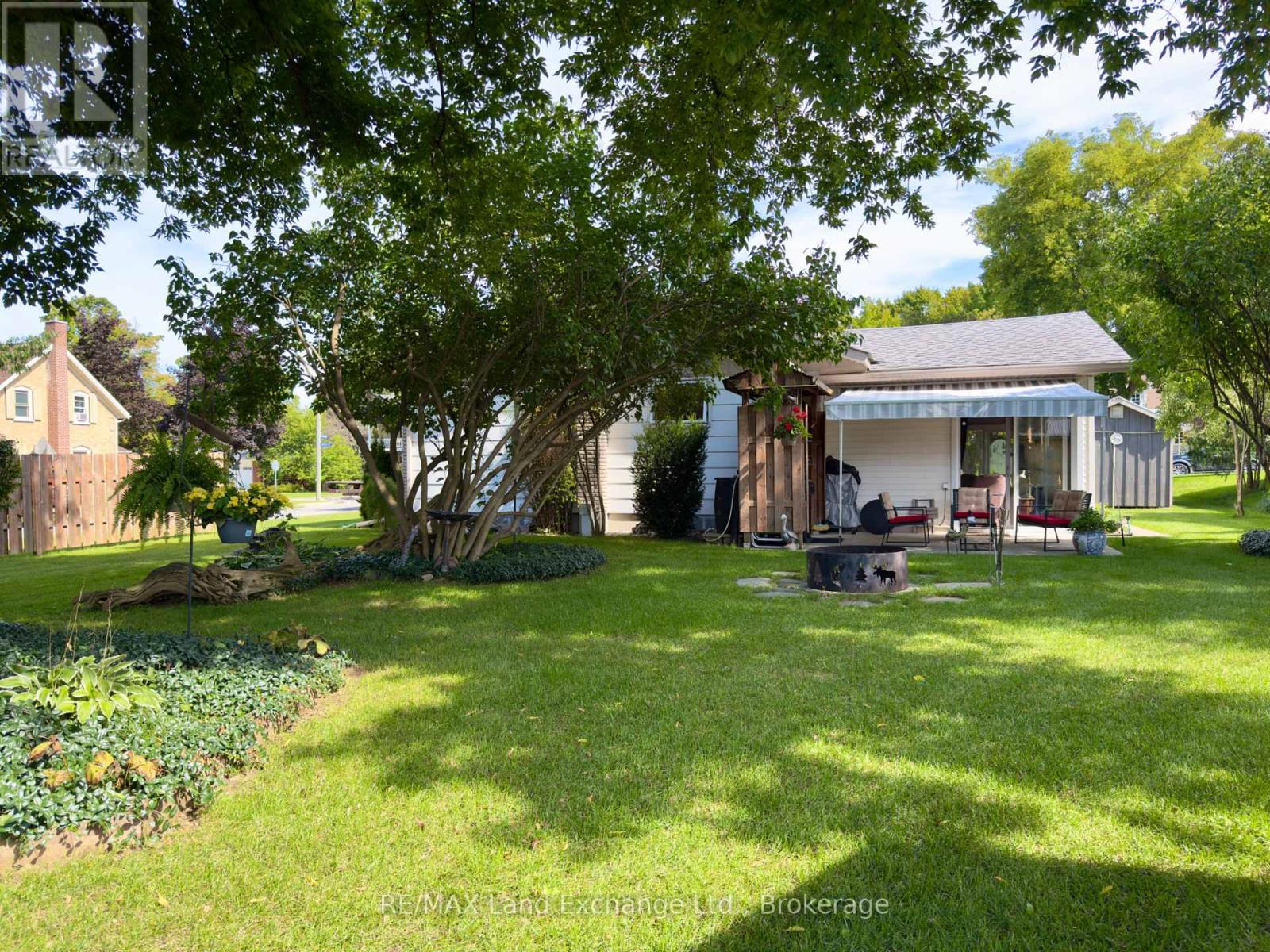 633 Wellington Street, Saugeen Shores, Ontario  N0H 2C4 - Photo 27 - X12374661