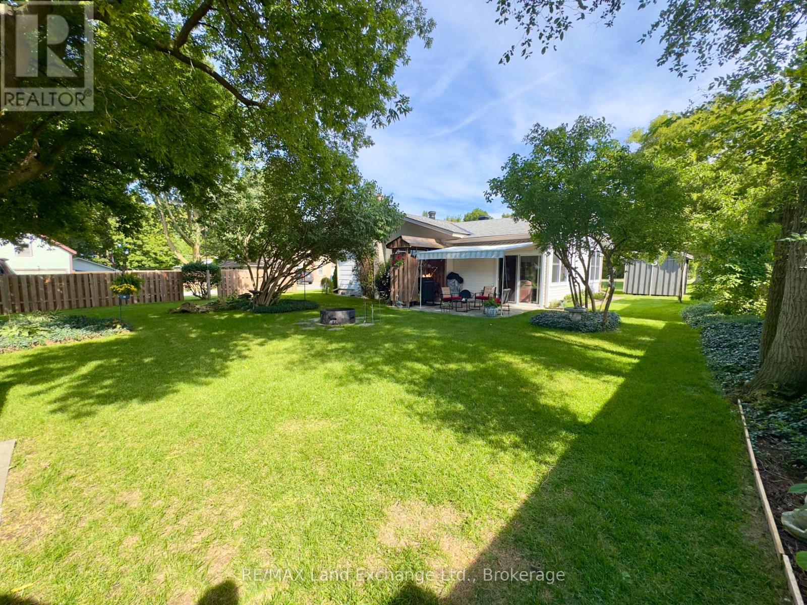 633 Wellington Street, Saugeen Shores, Ontario  N0H 2C4 - Photo 28 - X12374661
