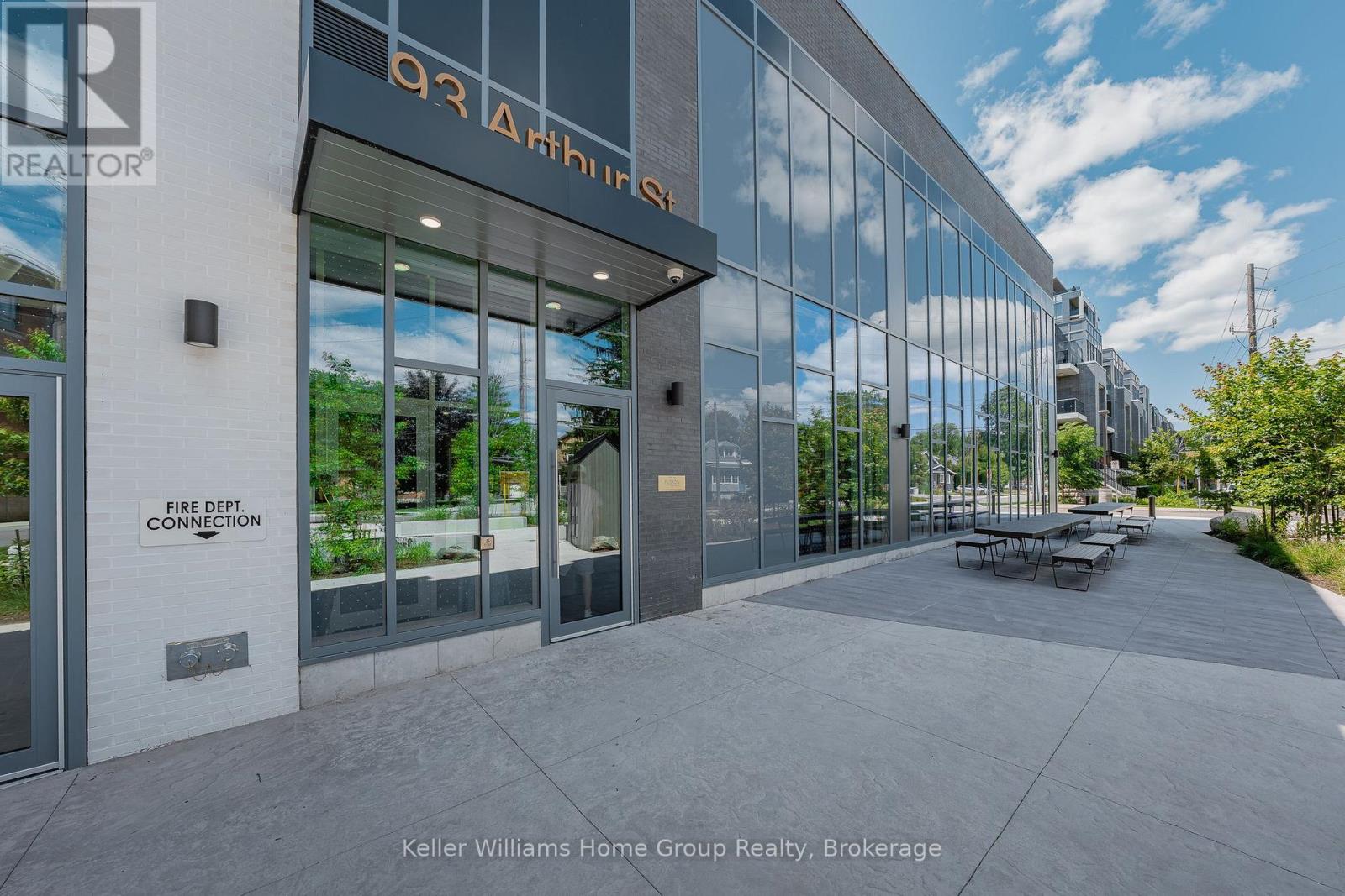 714 - 93 Arthur Street, Guelph, Ontario  N1E 0T3 - Photo 2 - X12374670