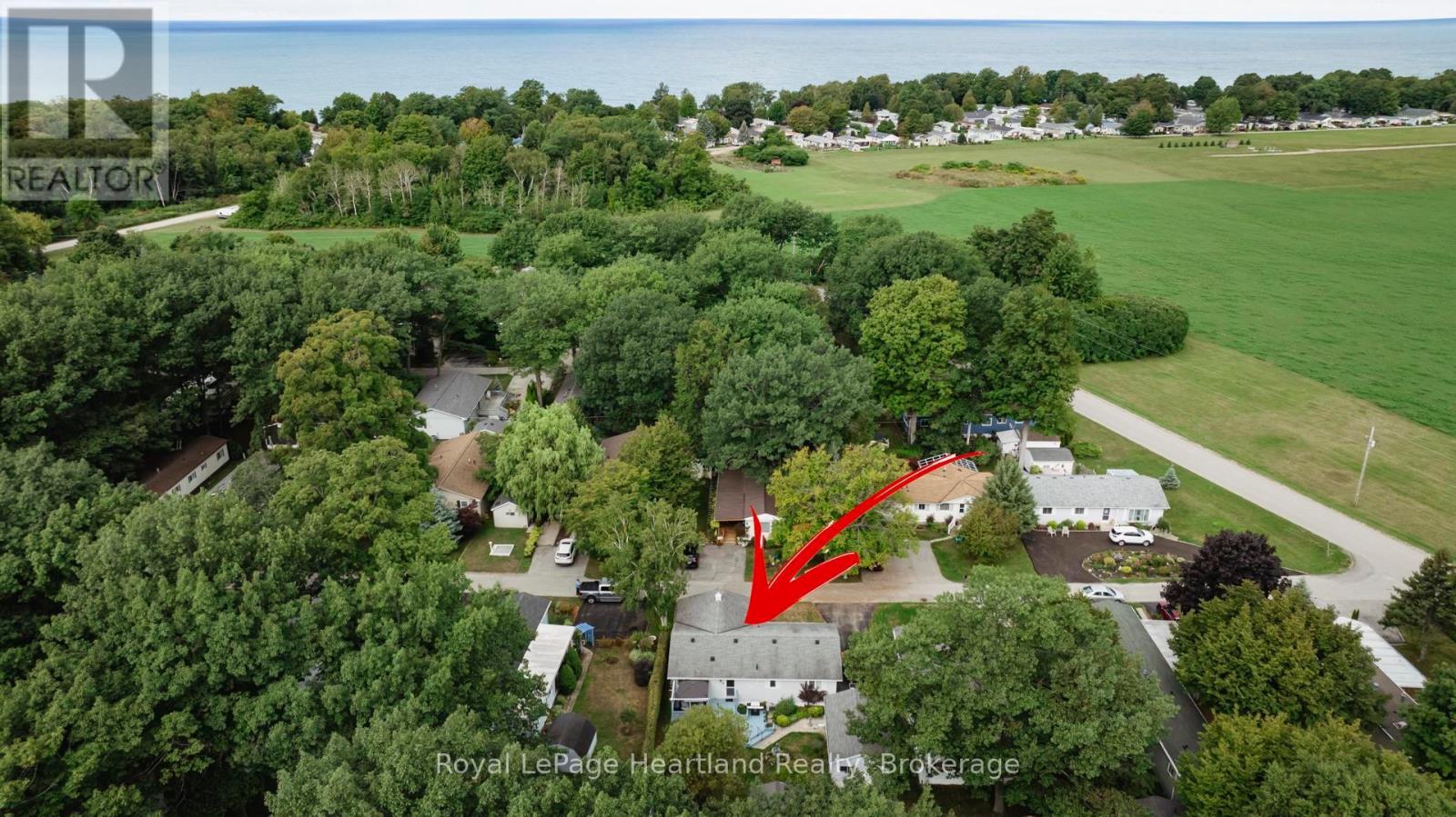 8 Cree Lane, Ashfield-Colborne-Wawanosh, Ontario  N7A 3Y2 - Photo 2 - X12374681