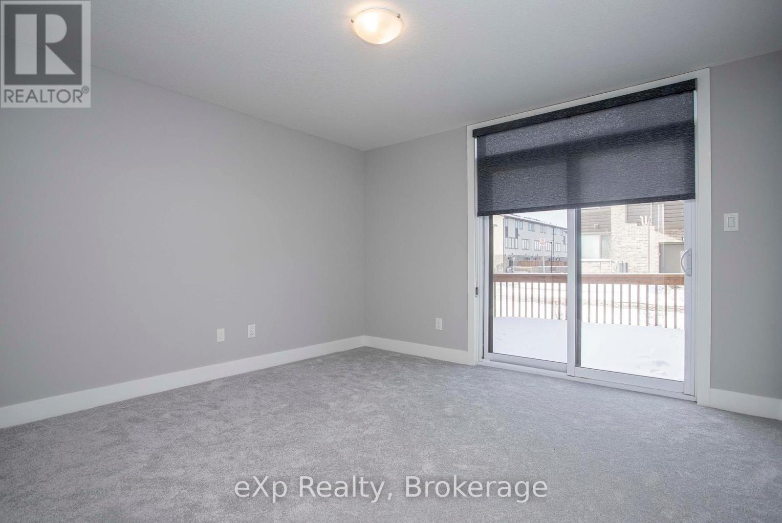 2048 Meadowgate Boulevard, London South, Ontario  N6M 1K1 - Photo 4 - X12374717