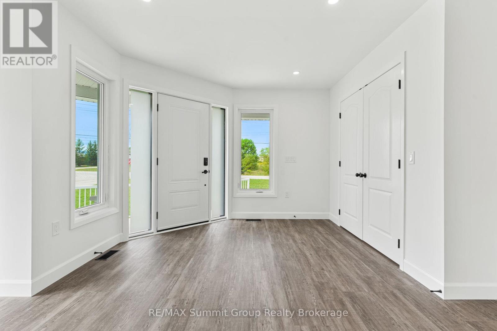 307 1st Avenue S, Arran-Elderslie, Ontario  N0G 1L0 - Photo 4 - X12374740