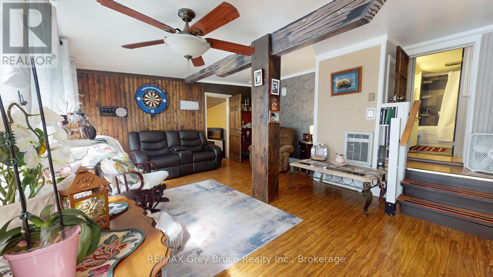 126 Harvey Street, Georgian Bluffs, Ontario  N0H 2N0 - Photo 10 - X12374767