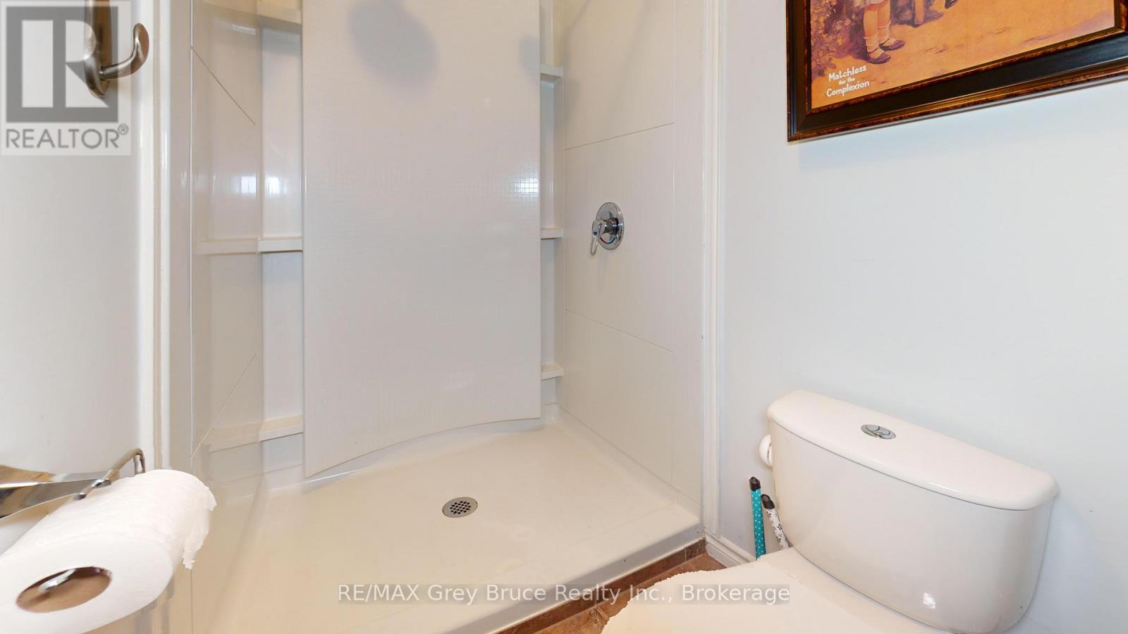 126 Harvey Street, Georgian Bluffs, Ontario  N0H 2N0 - Photo 17 - X12374767