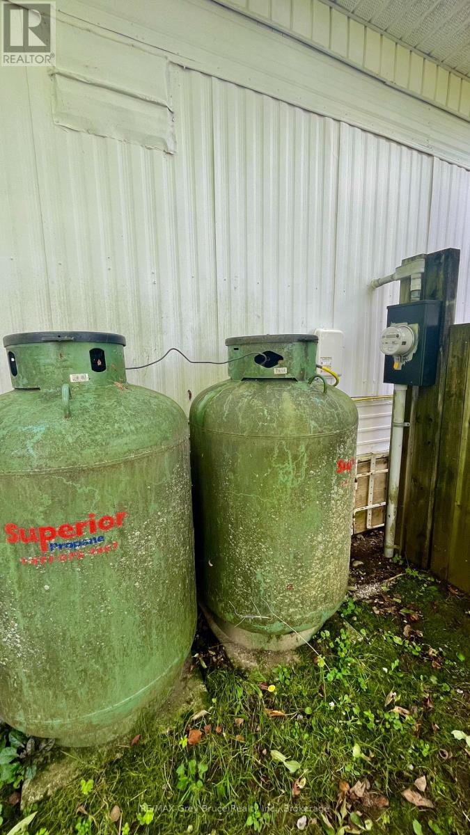 126 Harvey Street, Georgian Bluffs, Ontario  N0H 2N0 - Photo 28 - X12374767