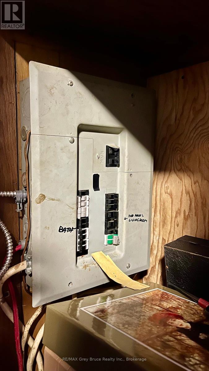 126 Harvey Street, Georgian Bluffs, Ontario  N0H 2N0 - Photo 30 - X12374767