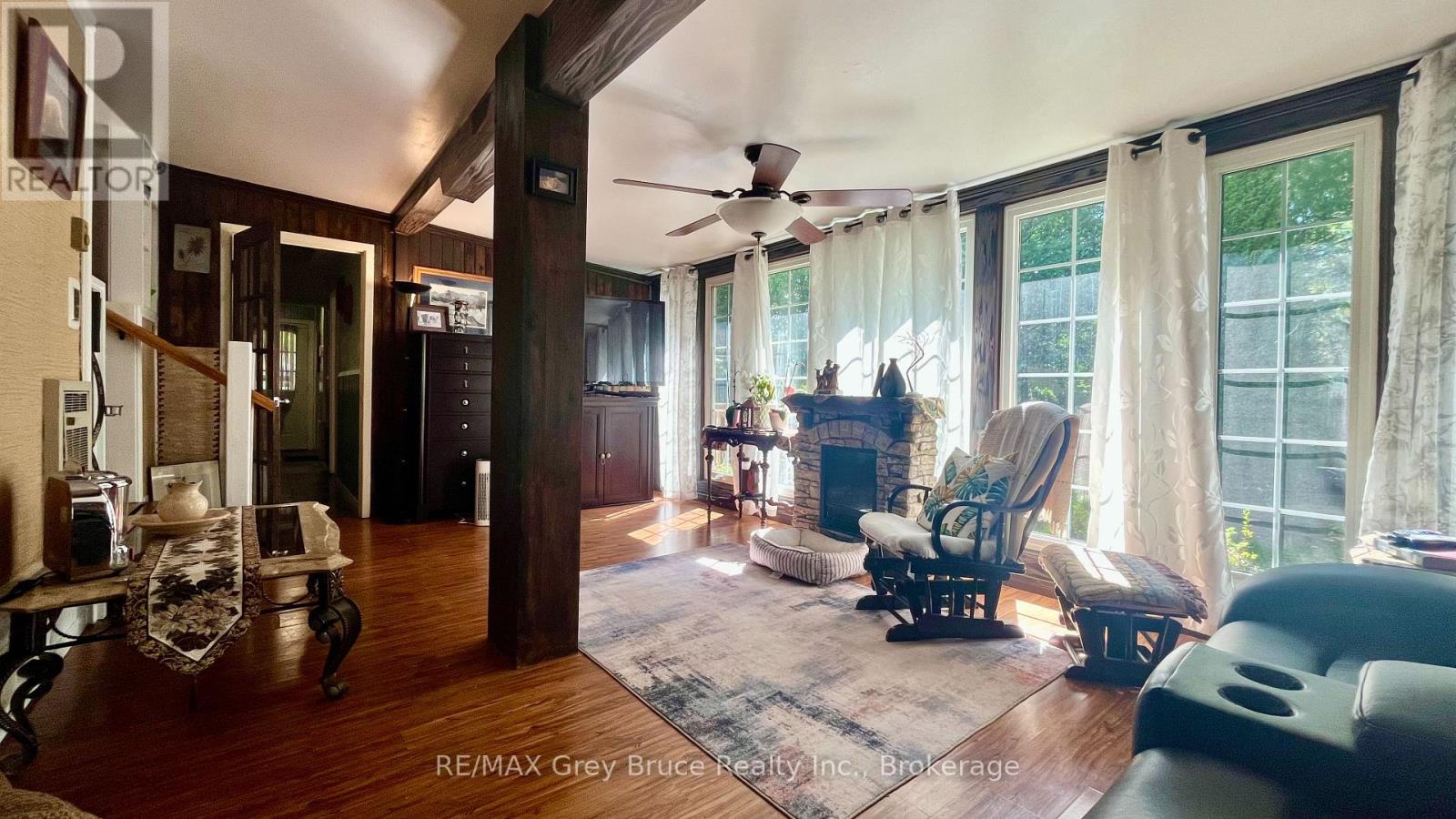 126 Harvey Street, Georgian Bluffs, Ontario  N0H 2N0 - Photo 8 - X12374767