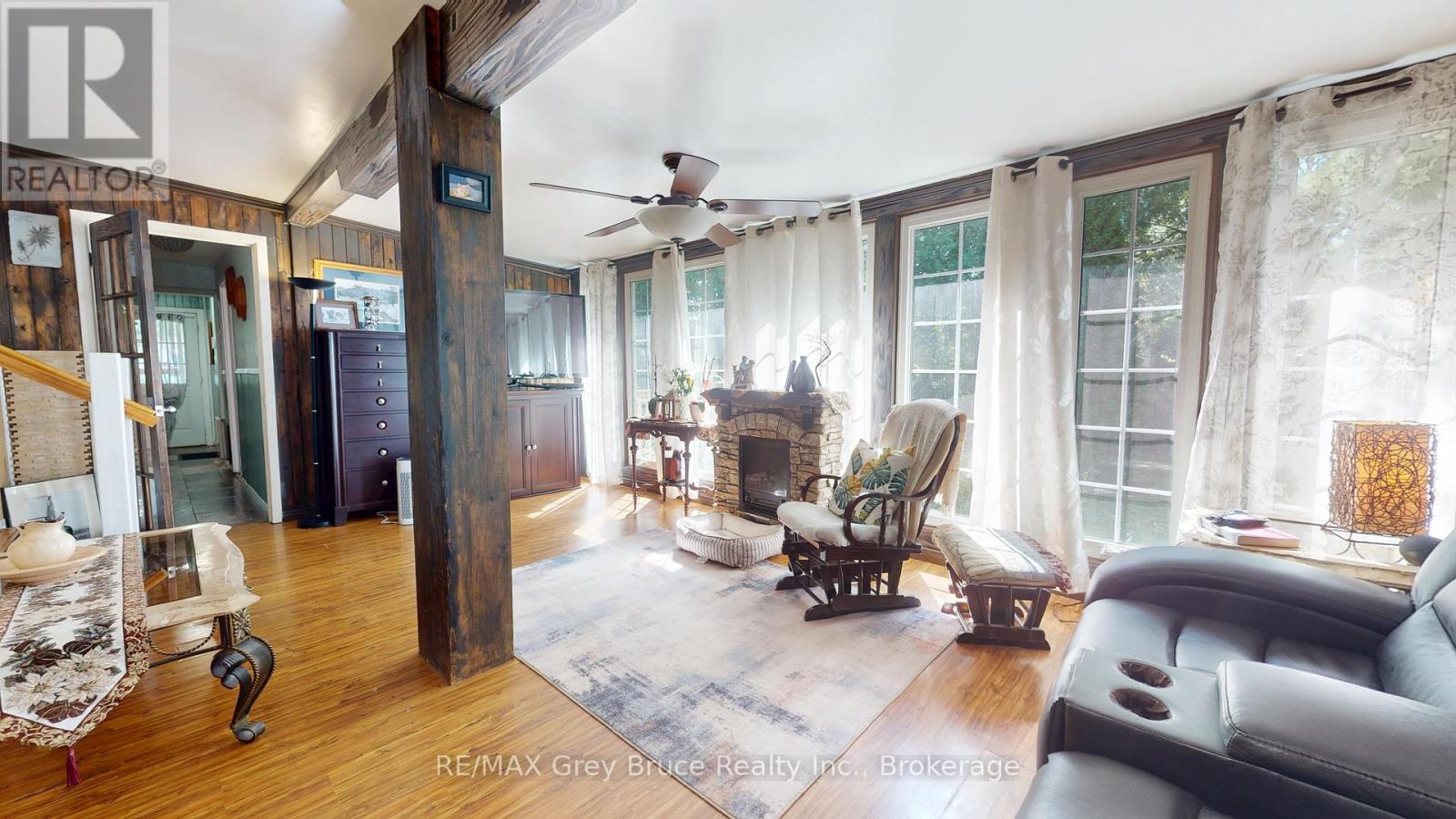 126 Harvey Street, Georgian Bluffs, Ontario  N0H 2N0 - Photo 9 - X12374767