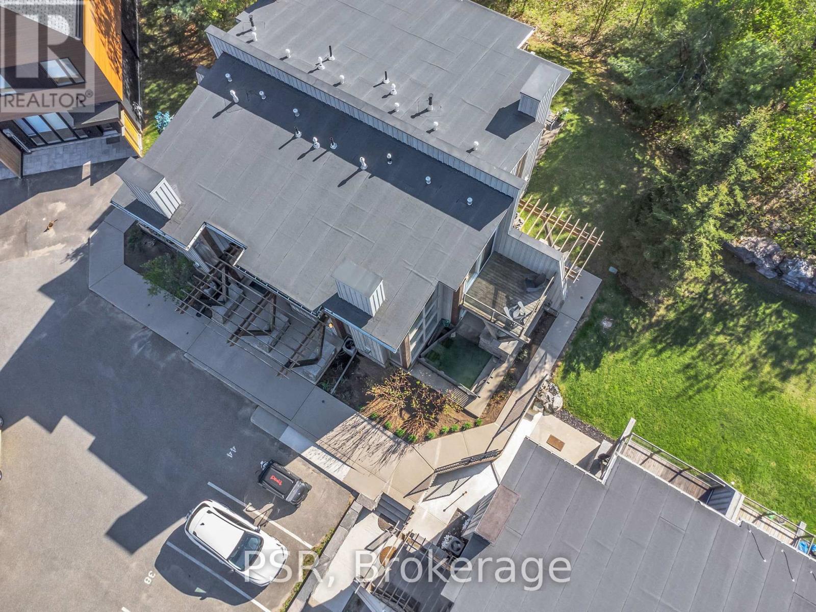 44 Carrick Trail, Gravenhurst (Wood (Gravenhurst)), Ontario  P1P 0A6 - Photo 38 - X12374798