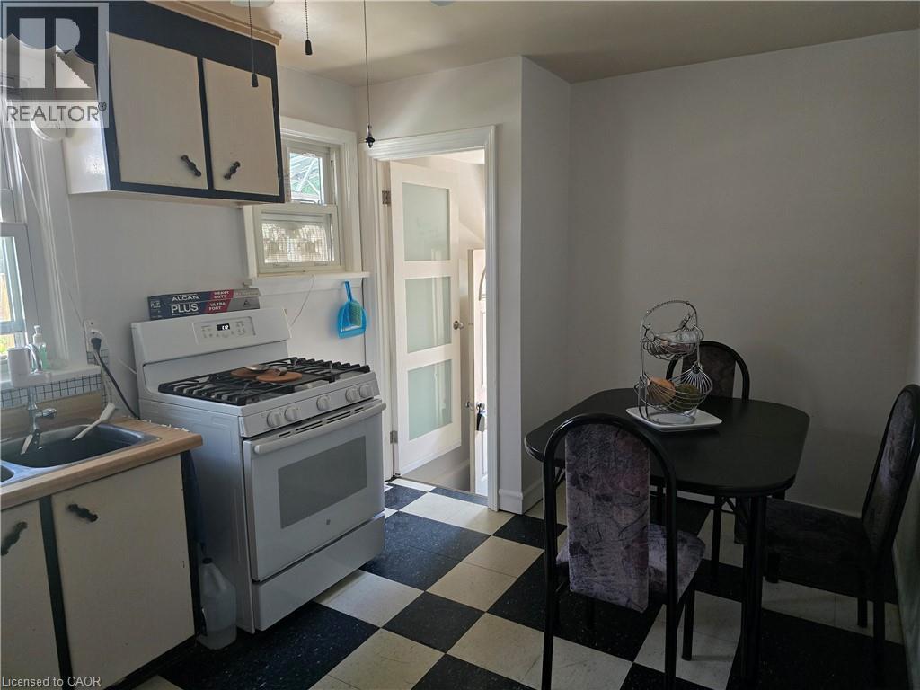 72 Glenview Avenue, Cambridge, Ontario  N1R 2W2 - Photo 3 - 40764282