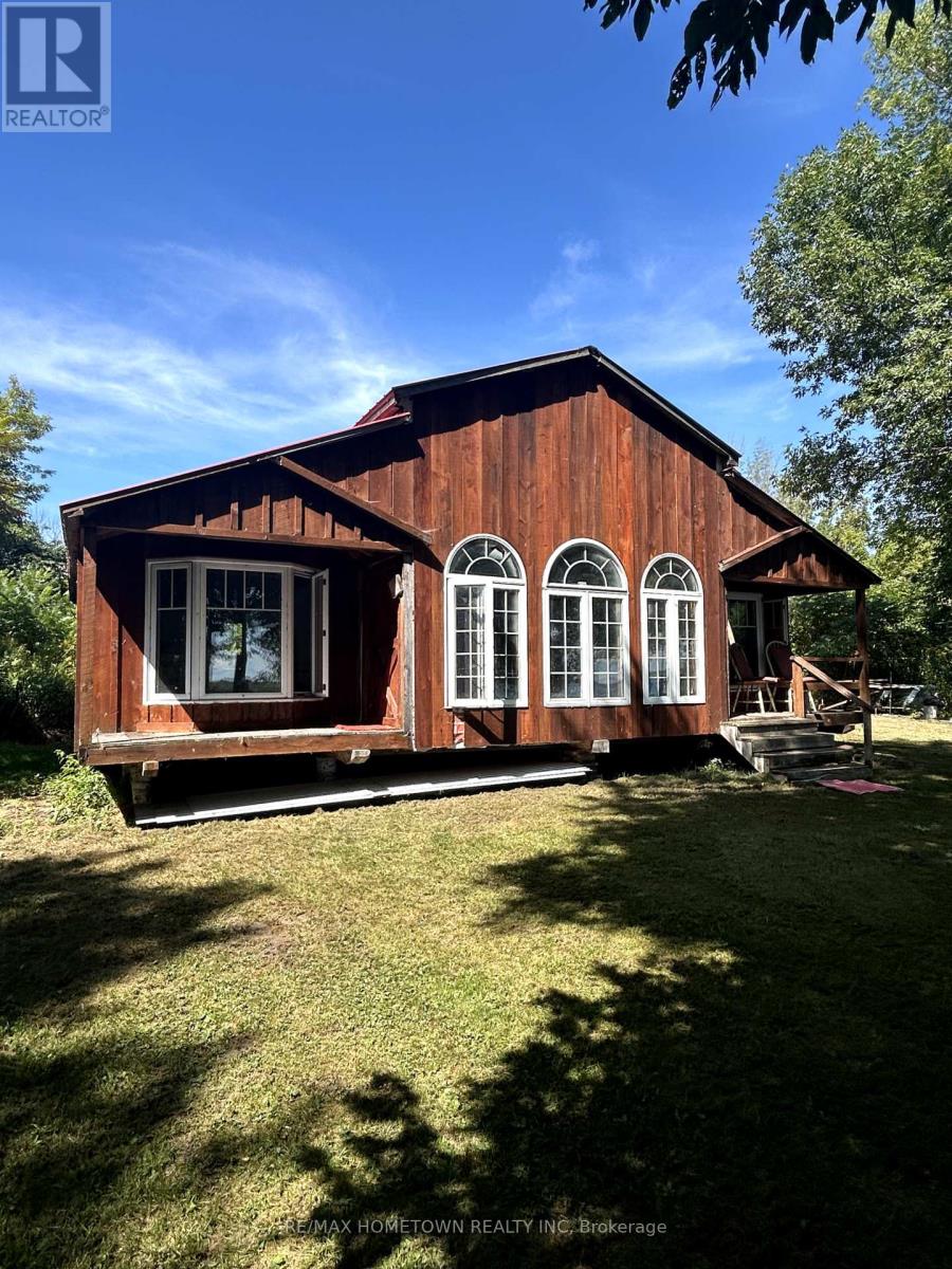 8 ST. FRANCIS ISLAND, South Glengarry, Ontario
