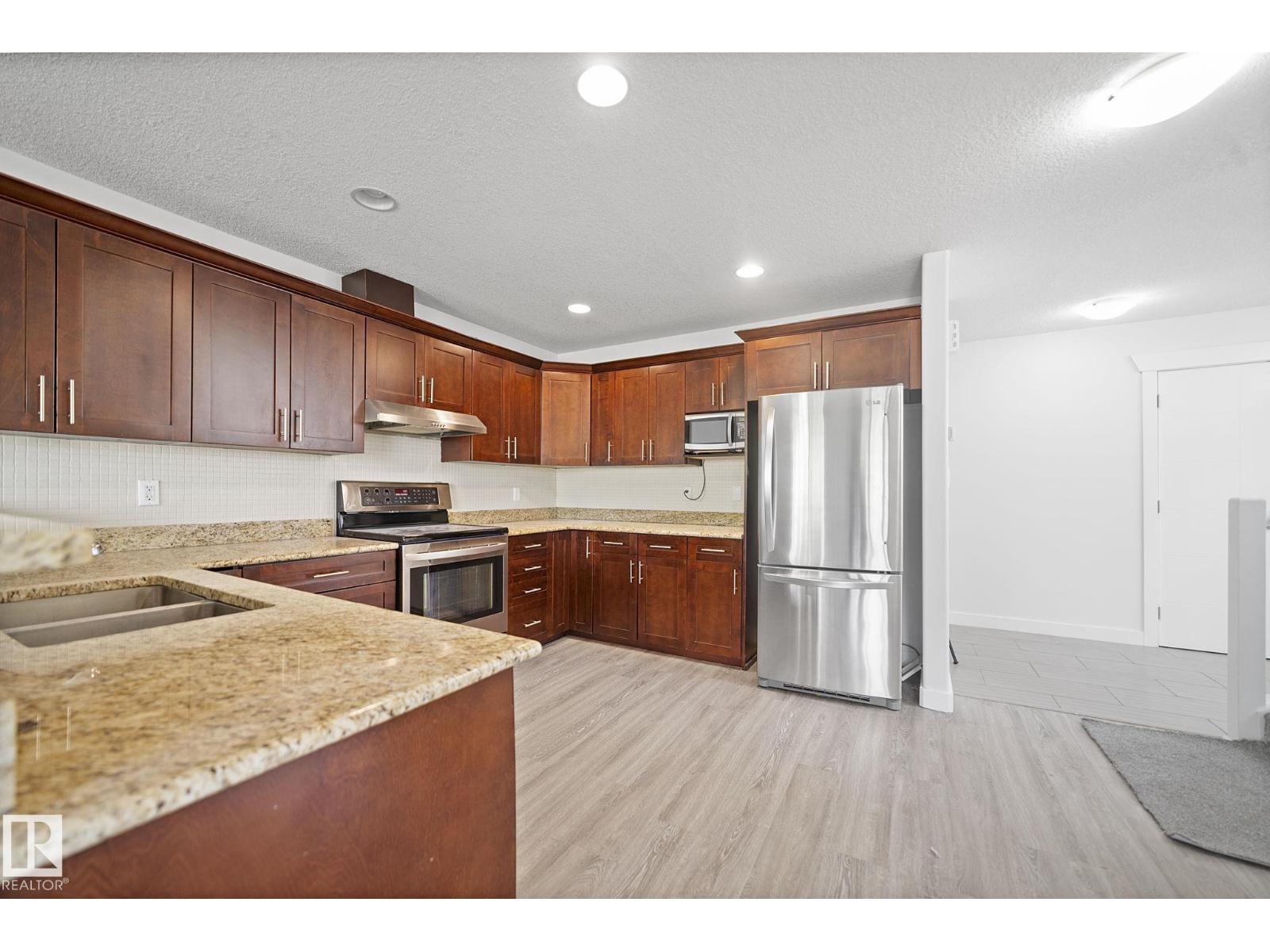 3210 67 St, Beaumont, Alberta  T4X 0W7 - Photo 4 - E4455655