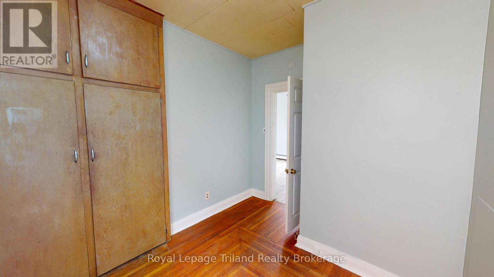 #1 - 545 Princess Street, Woodstock, Ontario  N4S 4H1 - Photo 9 - X12374810