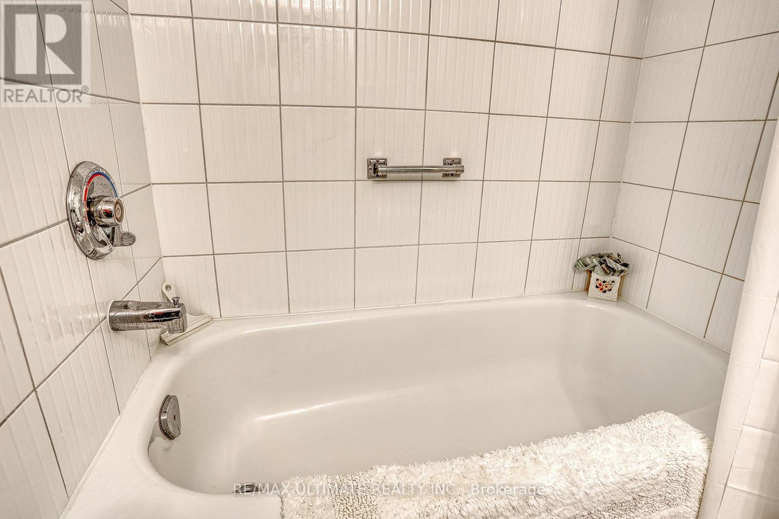 30 Joanith Drive, Toronto (O'connor-Parkview), Ontario  M4B 1S7 - Photo 28 - E12374571