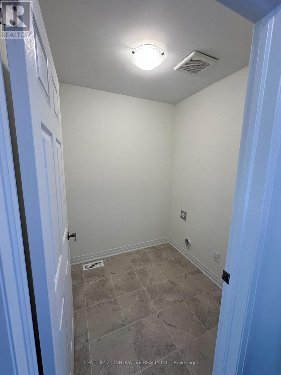 202 Port Crescent, Welland, Ontario  L3B 3J3 - Photo 21 - X12368587