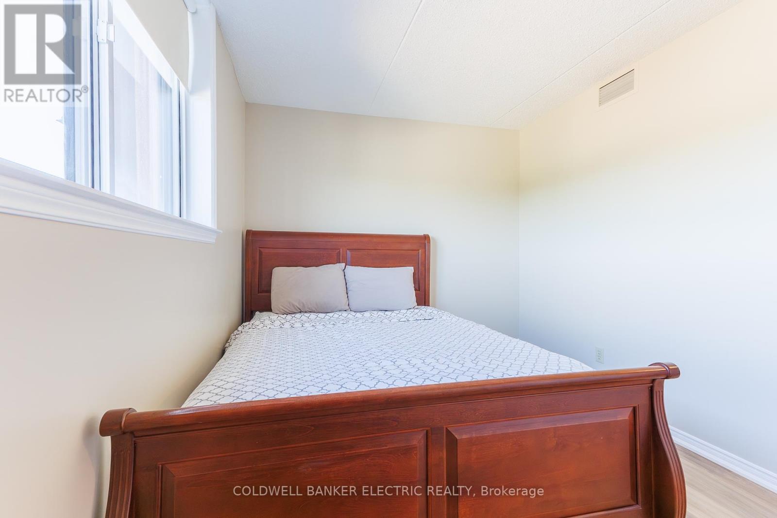 404 - 1 Queen Street, Cobourg, Ontario K9A 1M8 - Photo 23 - X12370200