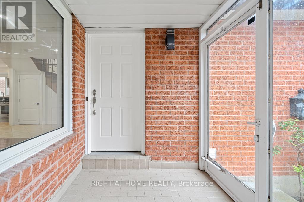 Property at 173 KERSEY CRESCENT image 3