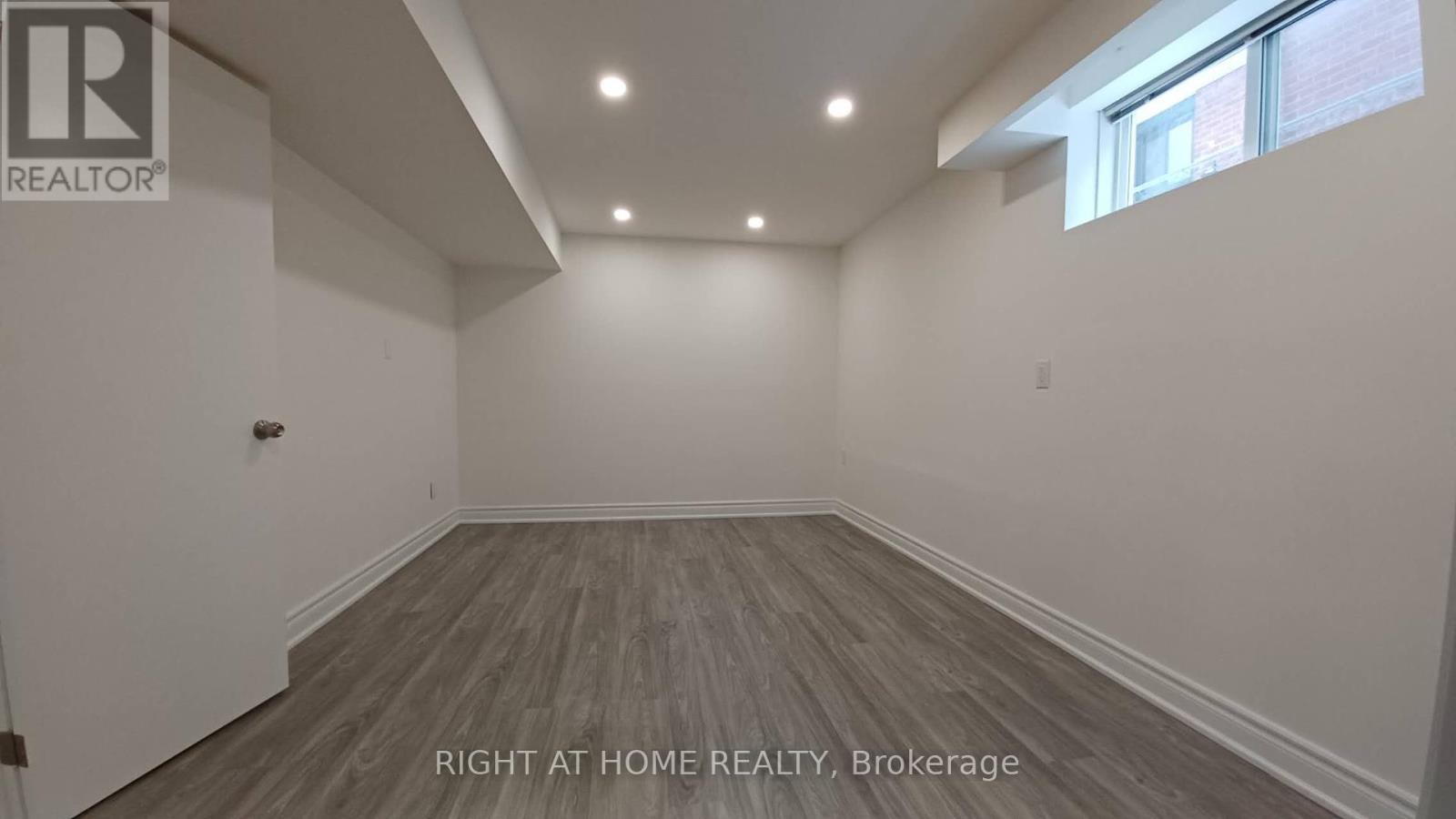 Lower Unit - 81 Oak Avenue, Richmond Hill, Ontario  L4C 6R6 - Photo 14 - N12374563