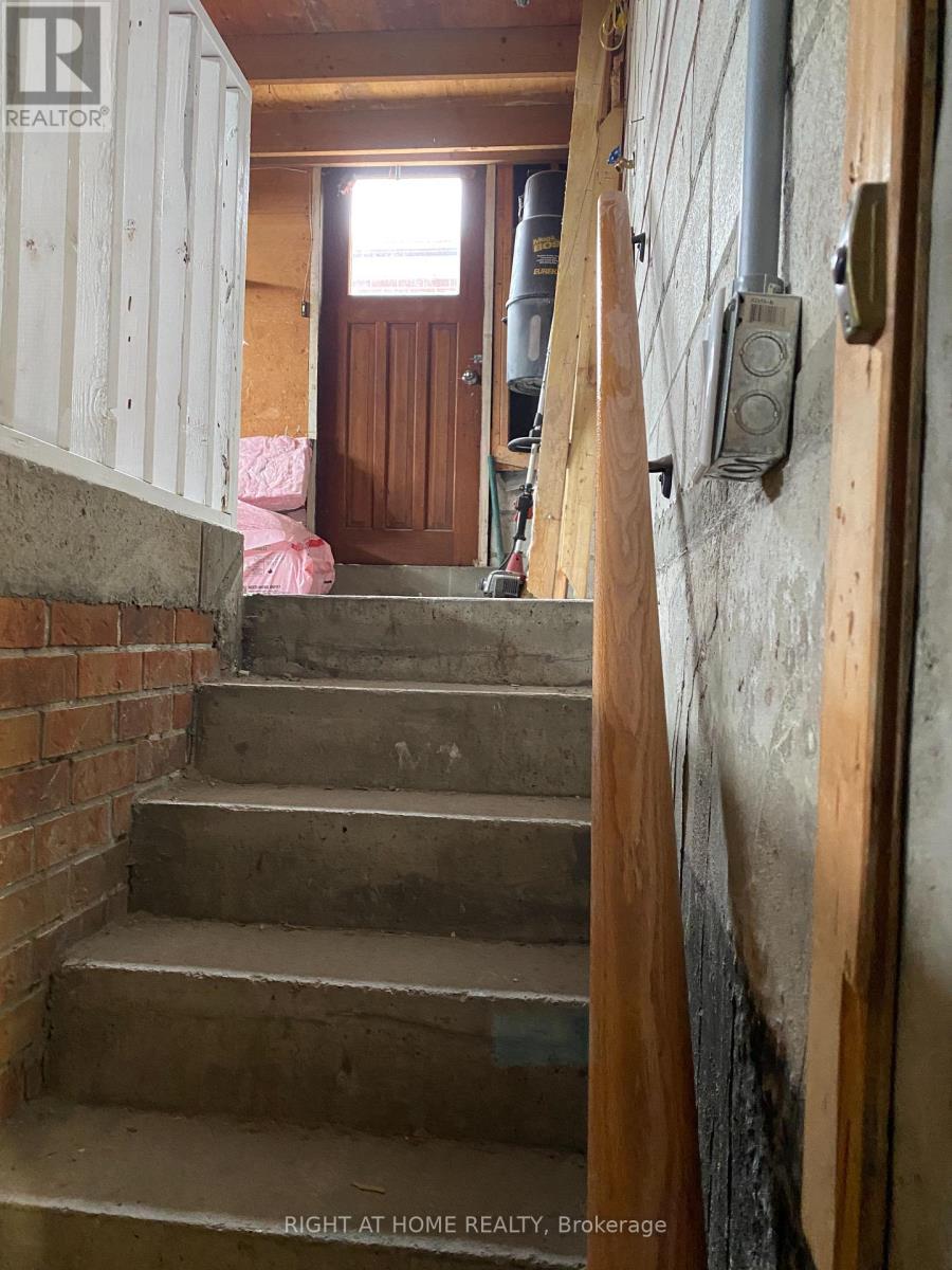 Lower Unit - 81 Oak Avenue, Richmond Hill, Ontario  L4C 6R6 - Photo 19 - N12374563