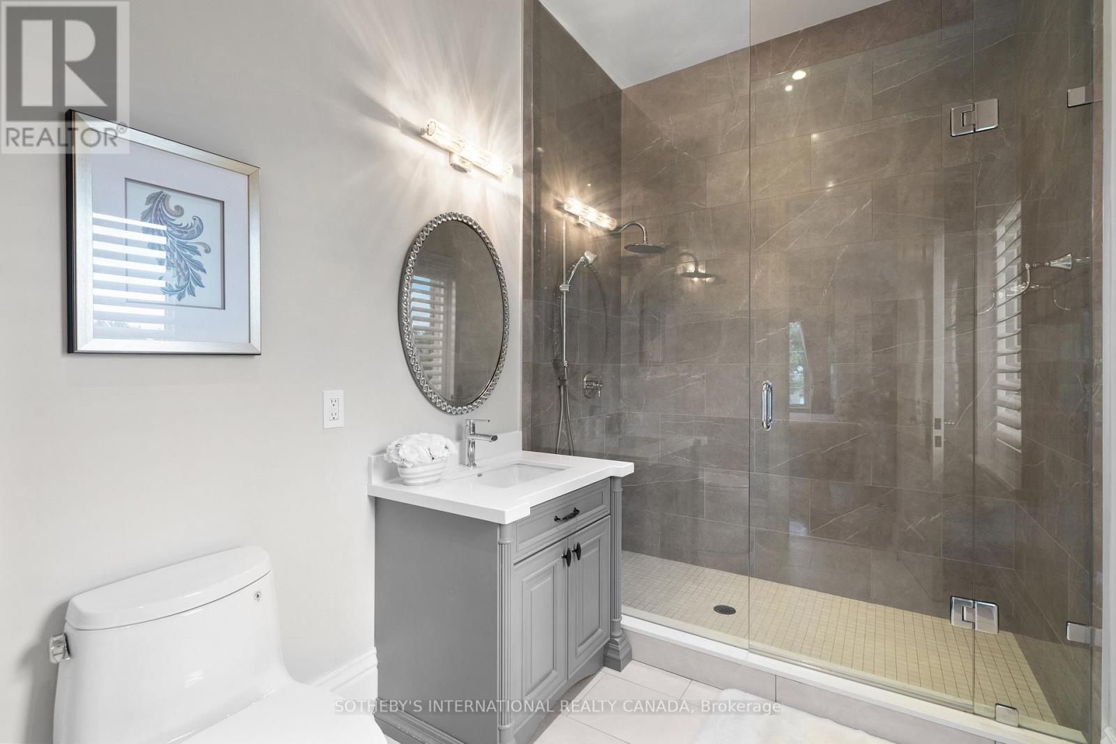 197 Duncan Road, Richmond Hill, Ontario  L4C 6J6 - Photo 20 - N12374626