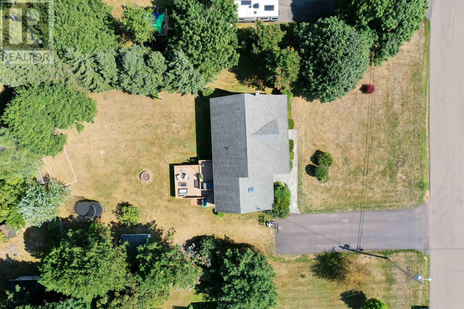 37 Upton Park Drive, Charlottetown, Prince Edward Island  C1E 1Z5 - Photo 40 - 202522132