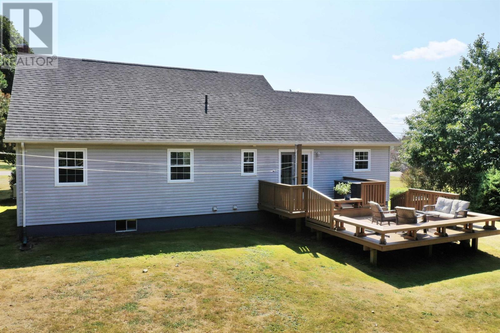 37 Upton Park Drive, Charlottetown, Prince Edward Island  C1E 1Z5 - Photo 45 - 202522132