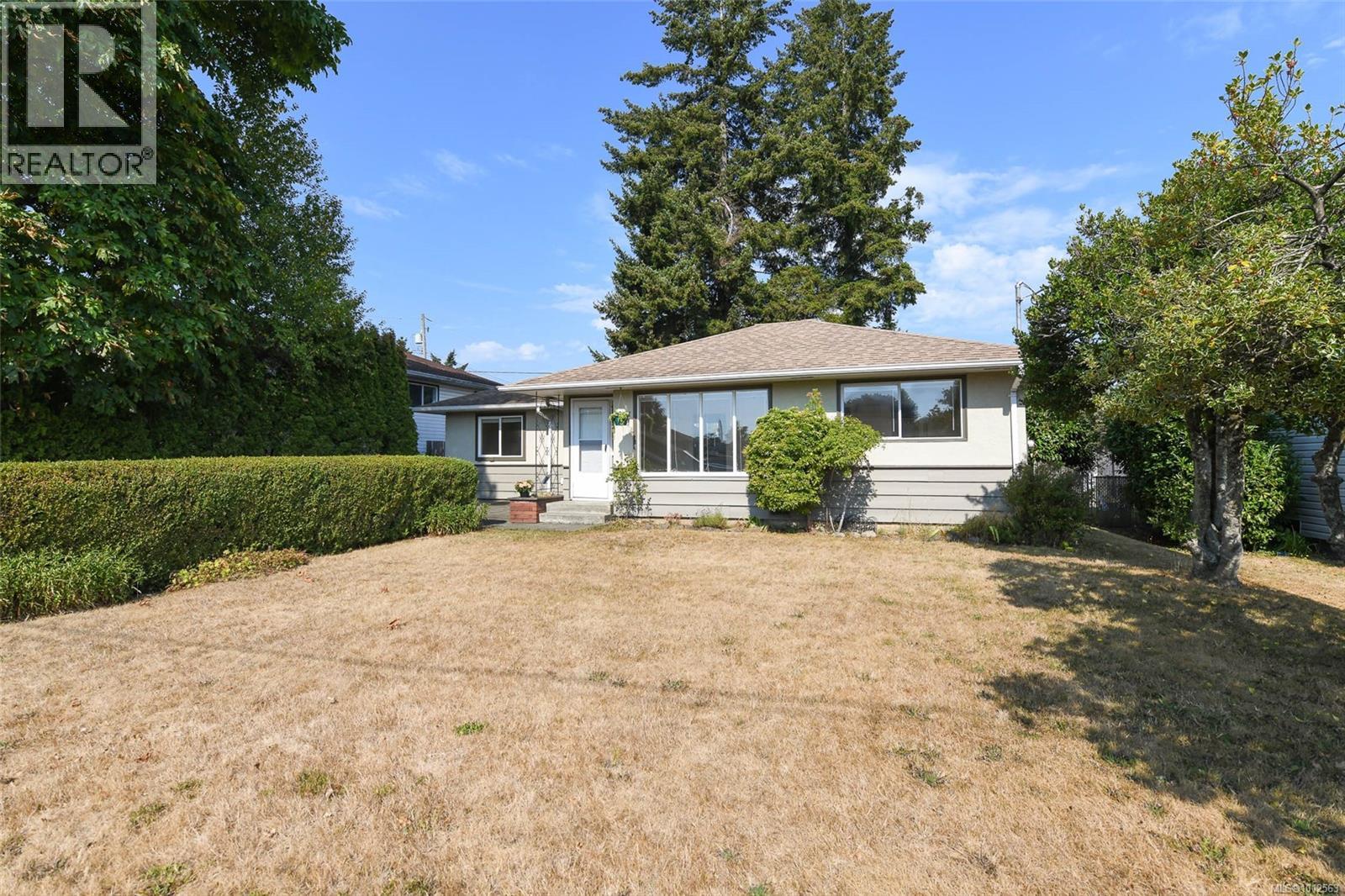 577 17th St, Courtenay, British Columbia