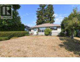 577 17th St Courtenay City