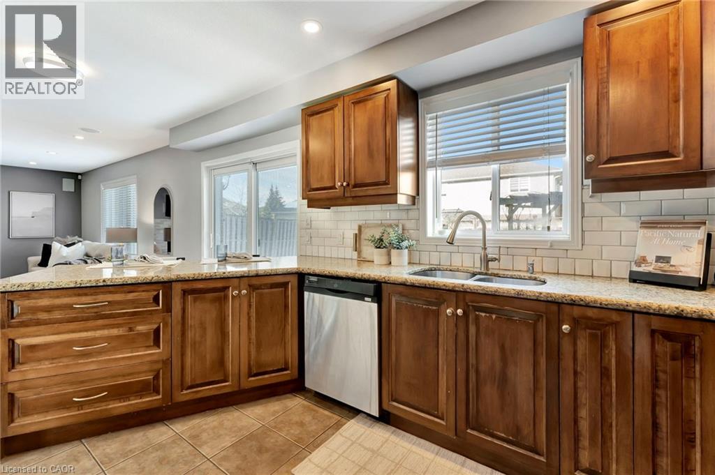 7 Bocelli Crescent, Hamilton, Ontario  L0R 1P0 - Photo 20 - 40765254