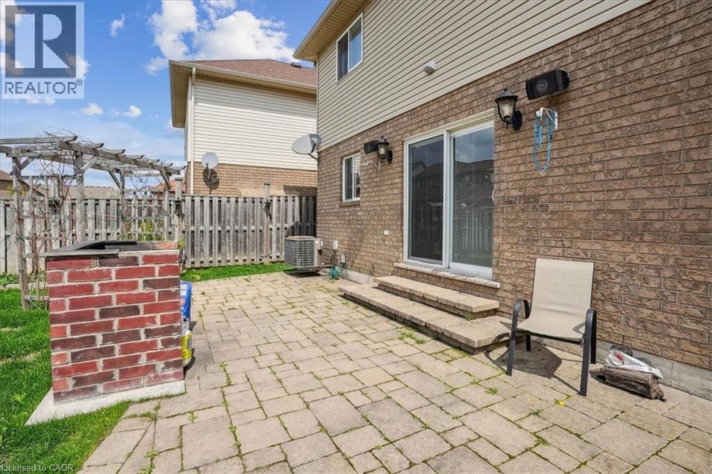 7 Bocelli Crescent, Hamilton, Ontario  L0R 1P0 - Photo 37 - 40765254
