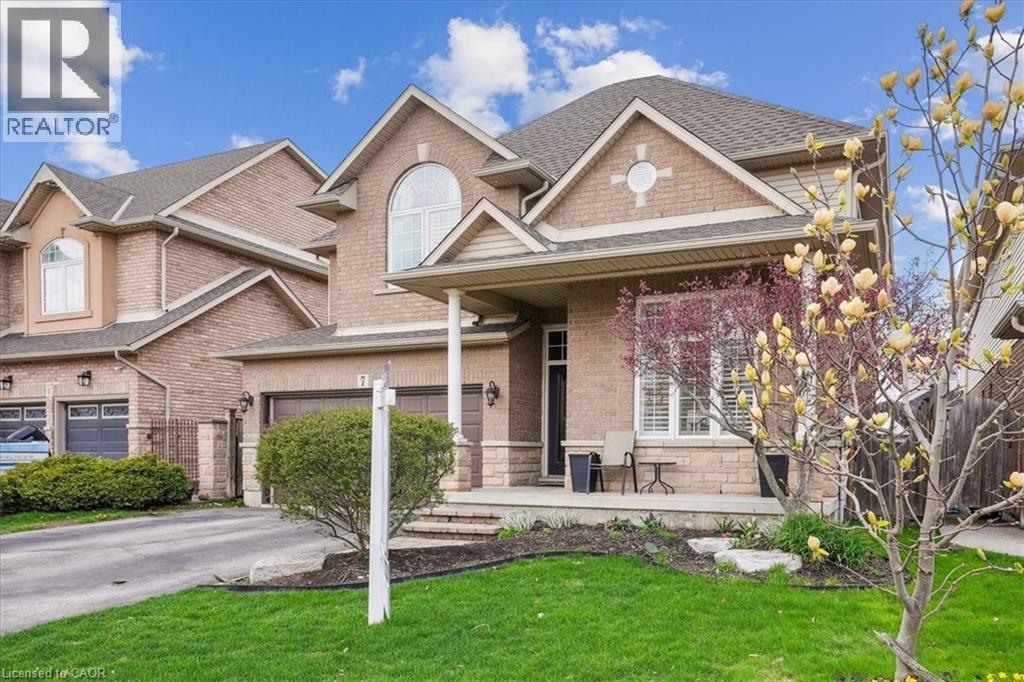 Property at 7 BOCELLI Crescent image 5