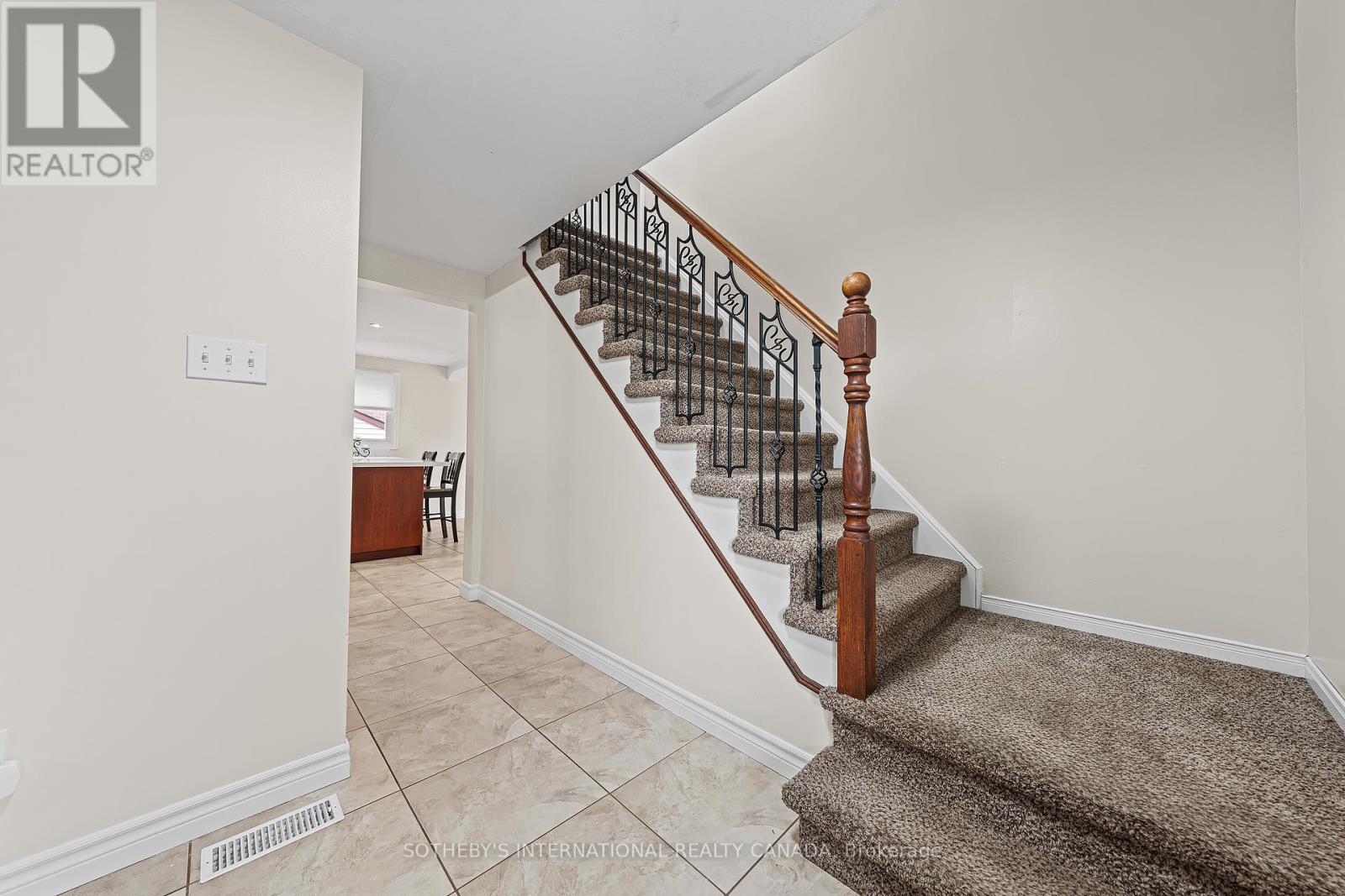 154 Covington Crescent, Kitchener, Ontario  N2N 2X4 - Photo 23 - X12374560