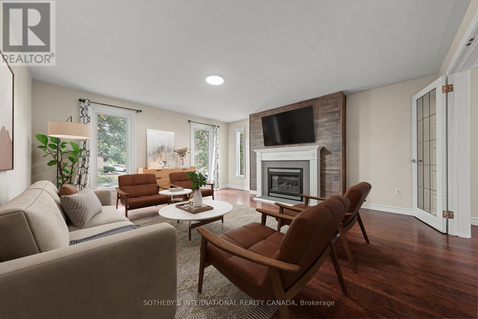 154 Covington Crescent, Kitchener, Ontario  N2N 2X4 - Photo 7 - X12374560
