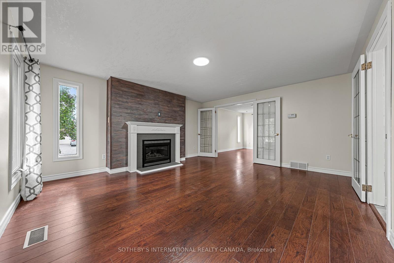 154 Covington Crescent, Kitchener, Ontario  N2N 2X4 - Photo 8 - X12374560