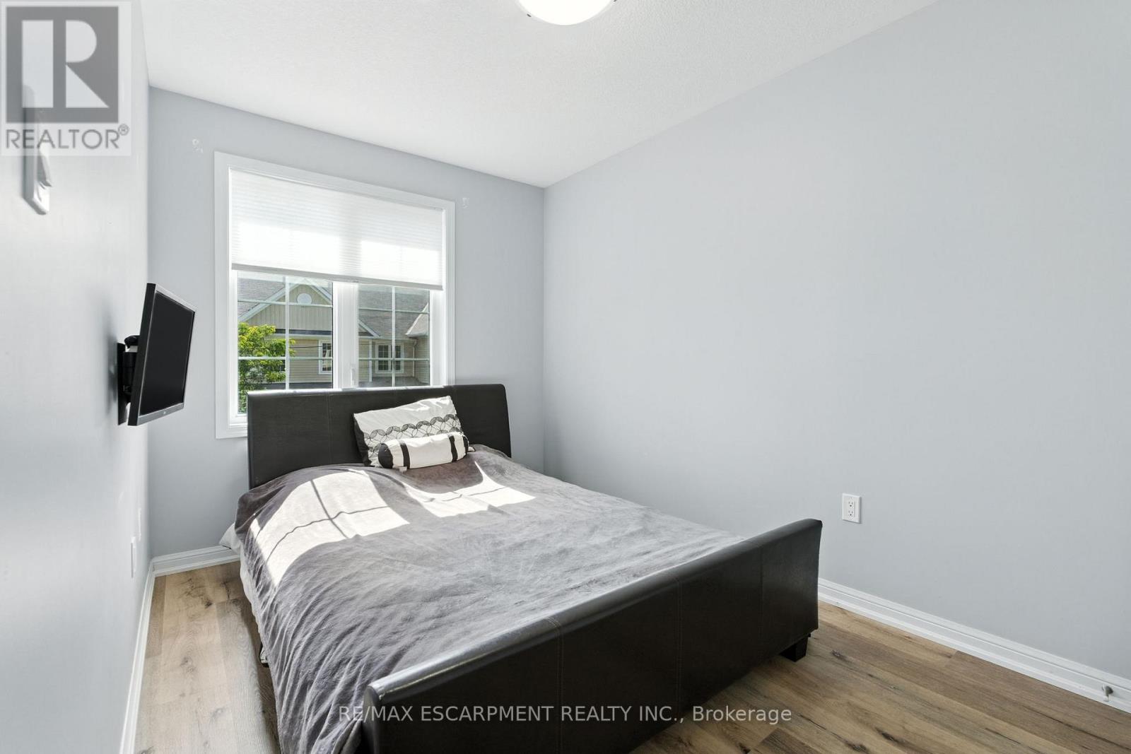 61 - 21 Diana Avenue, Brantford, Ontario  N3T 0G7 - Photo 31 - X12374618