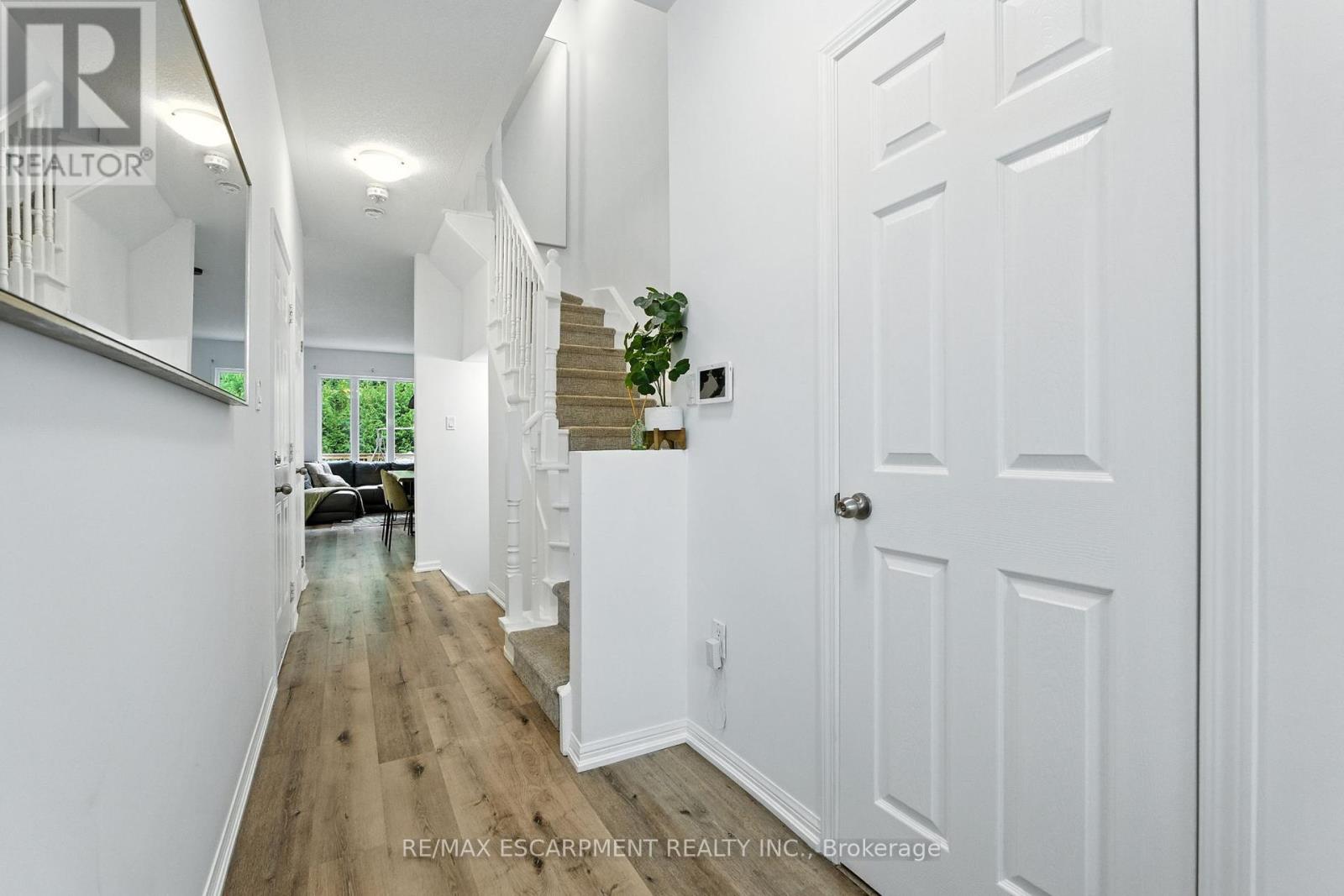 61 - 21 Diana Avenue, Brantford, Ontario  N3T 0G7 - Photo 7 - X12374618