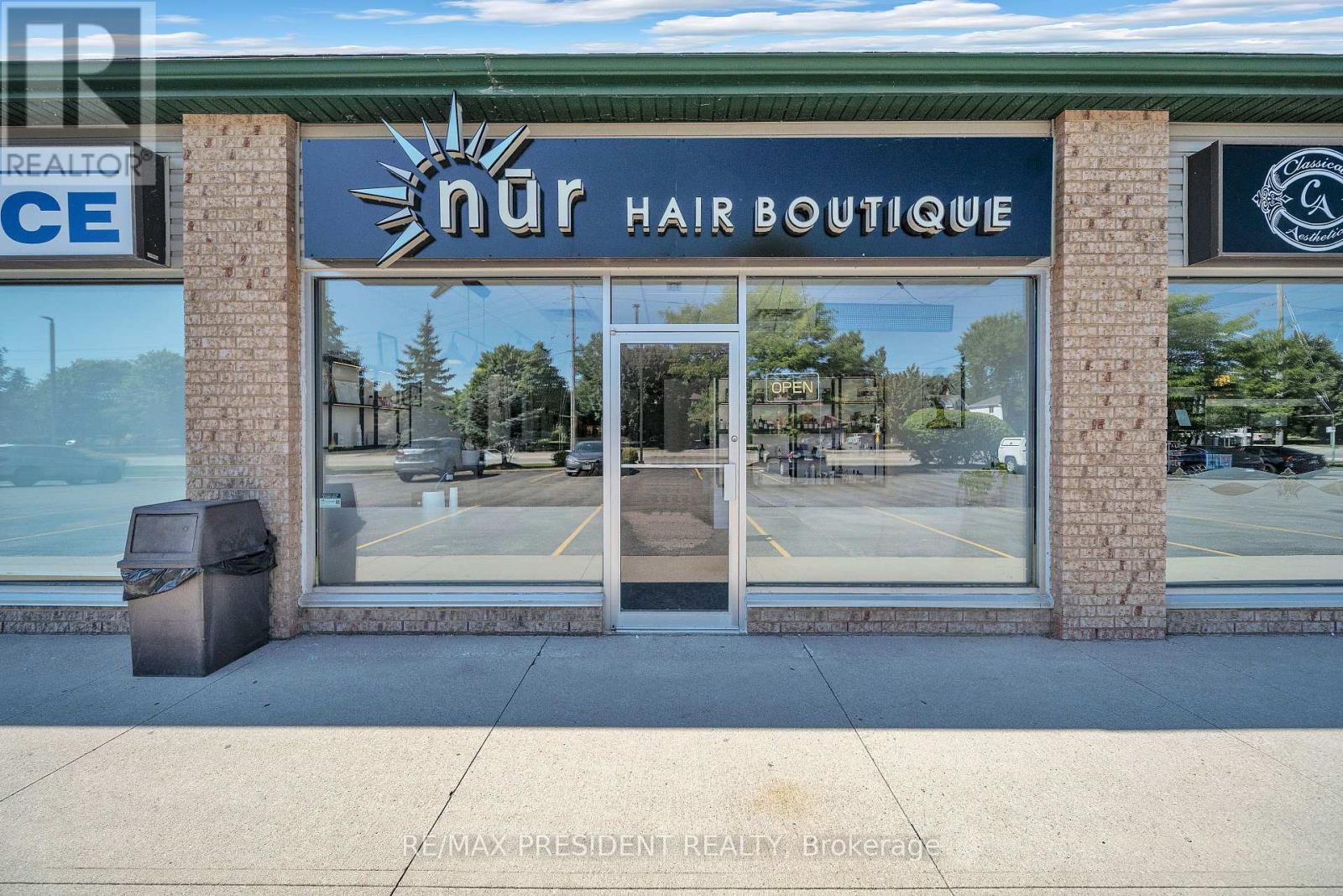 7 - 115 Downey Road, Guelph, Ontario  N1C 1A2 - Photo 3 - X12374641