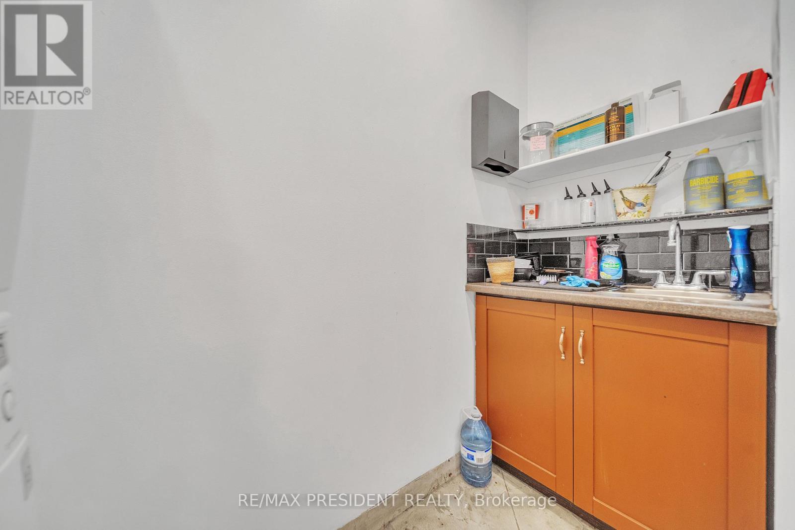 7 - 115 Downey Road, Guelph, Ontario  N1C 1A2 - Photo 33 - X12374641