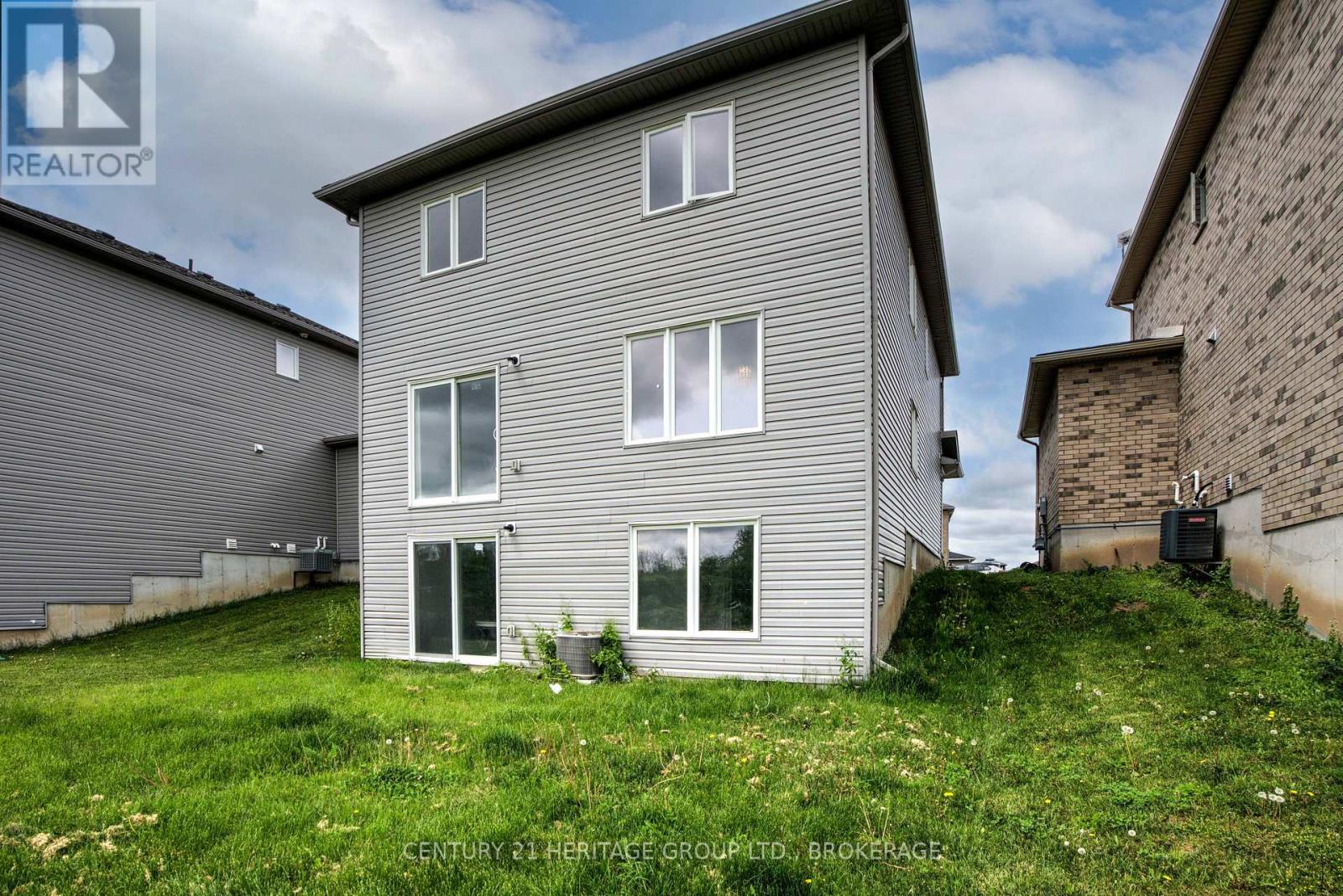 104 Brennan Crescent, Loyalist, Ontario  K0H 2H0 - Photo 15 - X12374890
