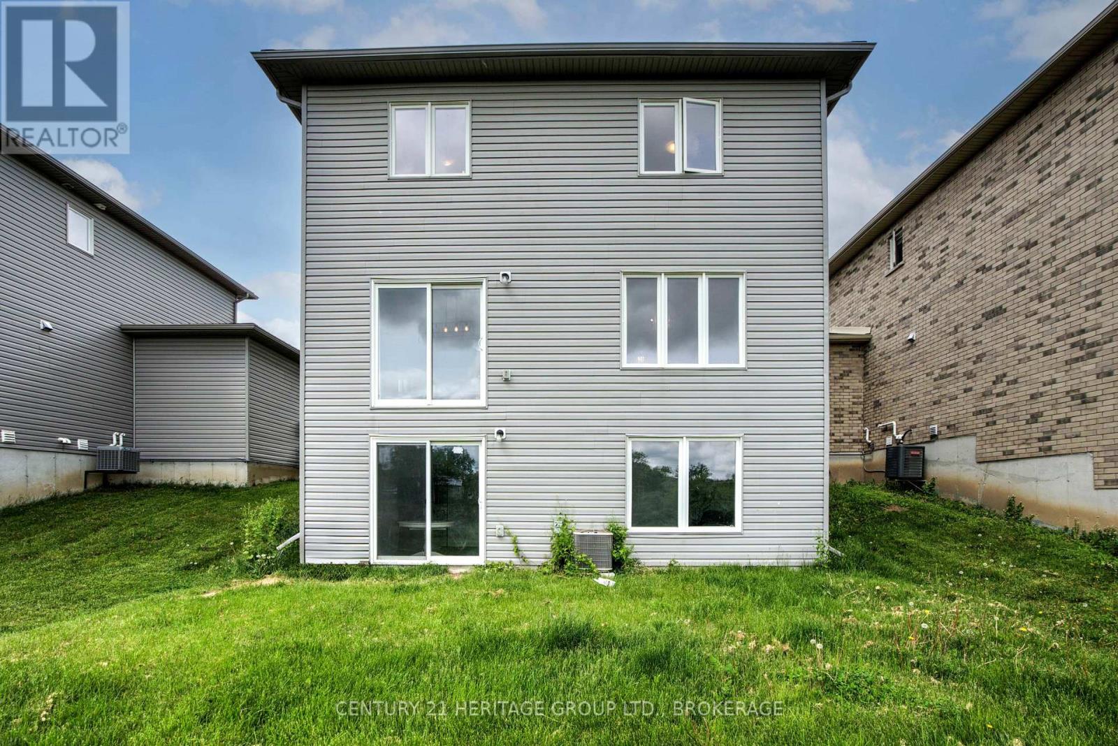 104 Brennan Crescent, Loyalist, Ontario  K0H 2H0 - Photo 16 - X12374890