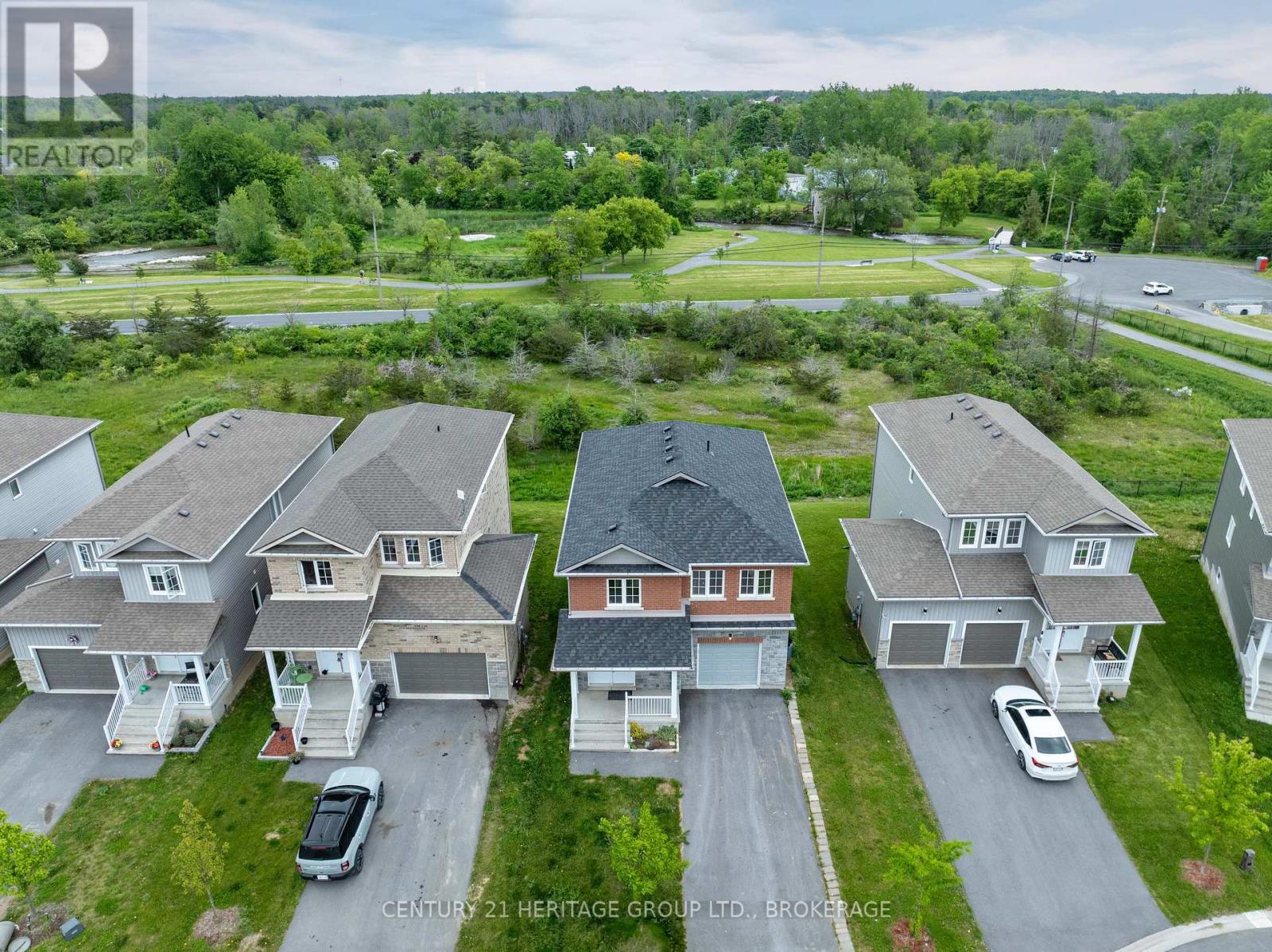 104 Brennan Crescent, Loyalist, Ontario  K0H 2H0 - Photo 3 - X12374890