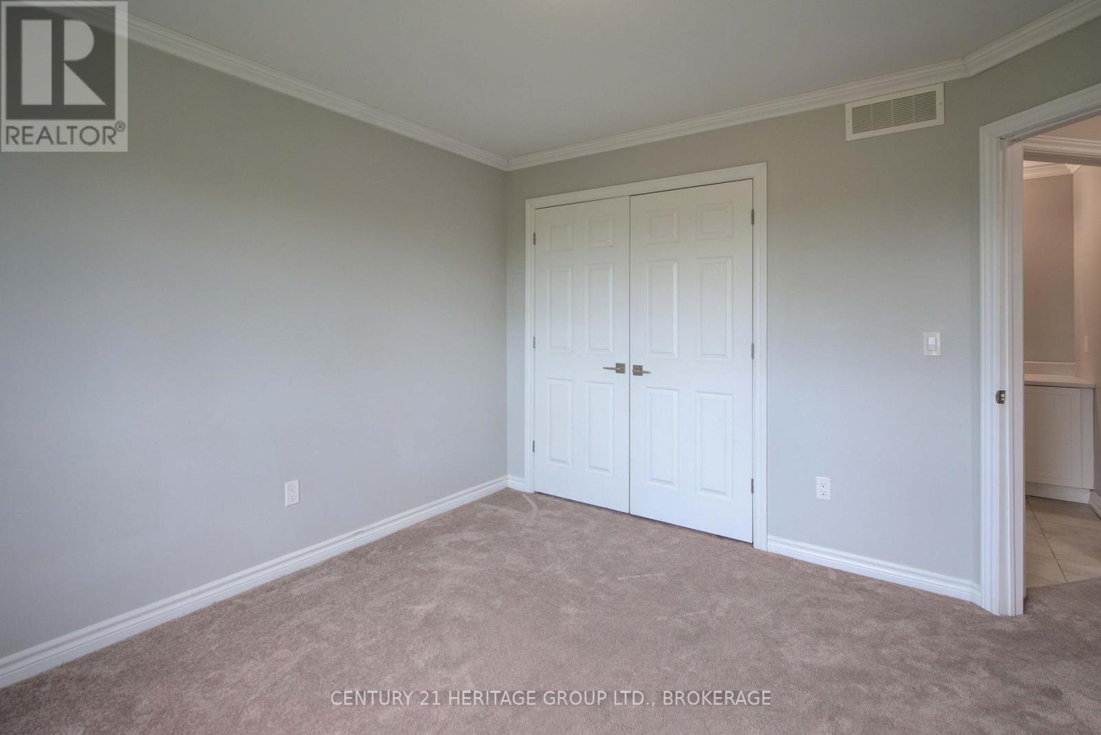 104 Brennan Crescent, Loyalist, Ontario  K0H 2H0 - Photo 32 - X12374890