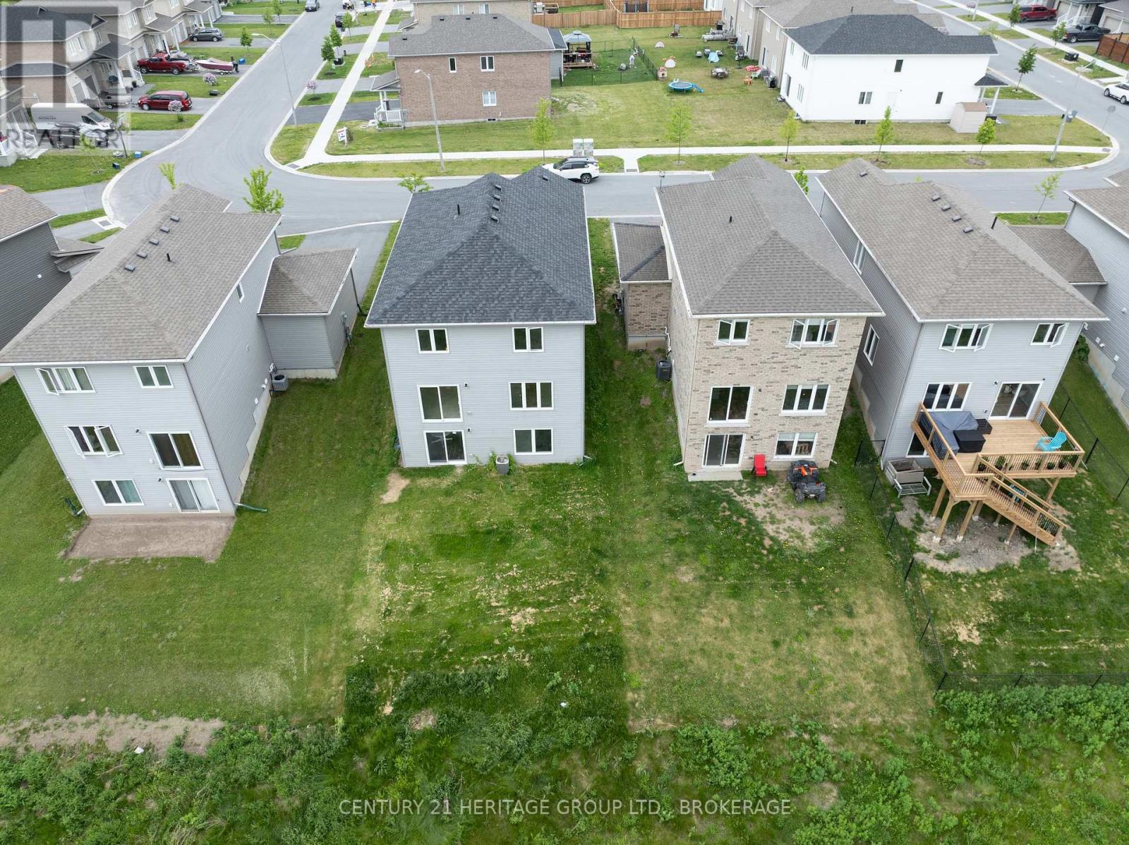 104 Brennan Crescent, Loyalist, Ontario  K0H 2H0 - Photo 5 - X12374890