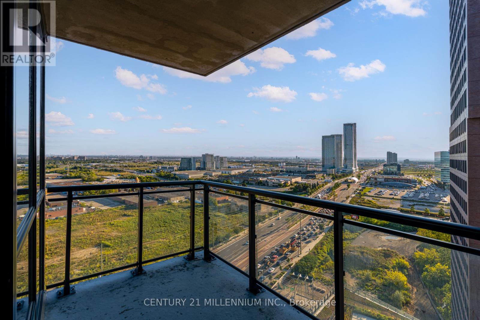 1704 - 2910 Highway 7 Road, Vaughan, Ontario  K4K 0H8 - Photo 10 - N12374564