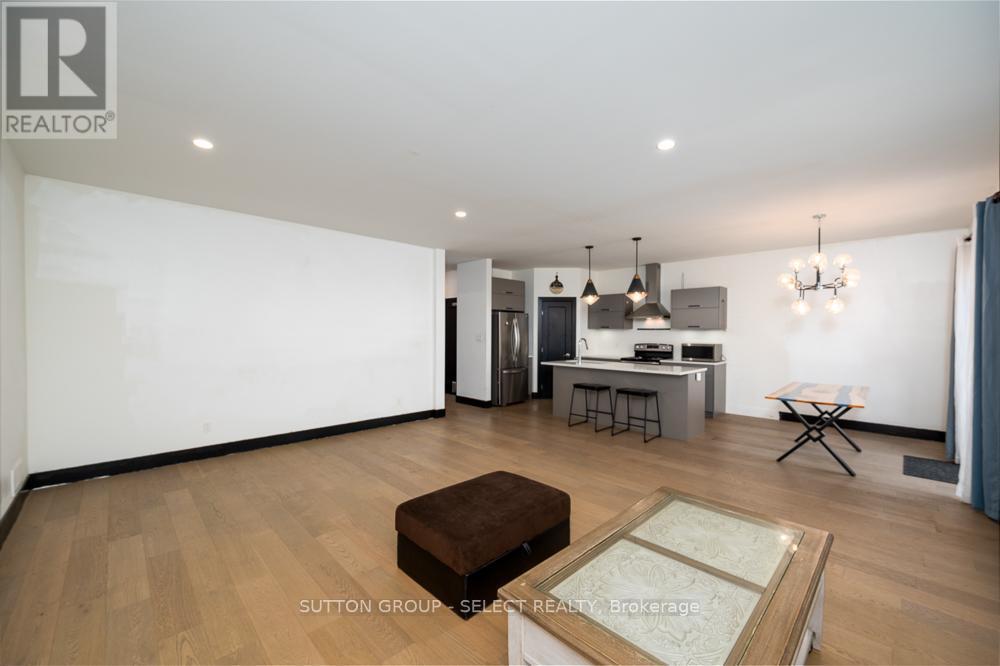 40 Locky Lane, Middlesex Centre, Ontario  N0L 1R0 - Photo 6 - X12374154