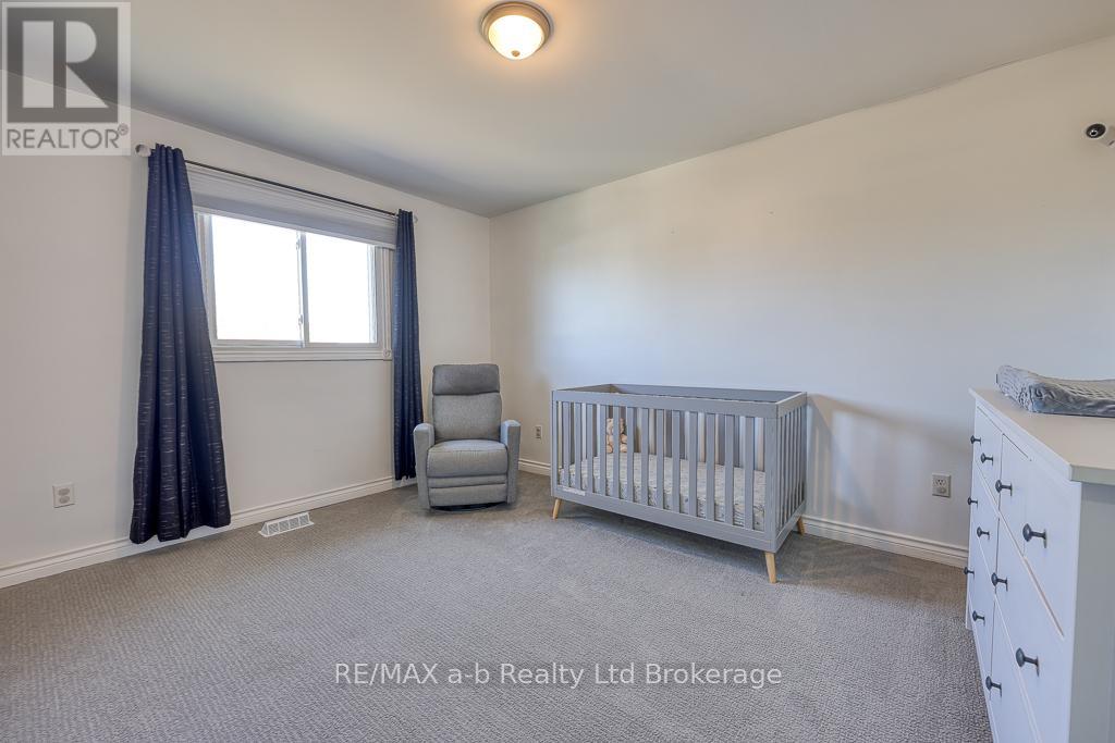 322 Lansdowne Avenue, Woodstock, Ontario  N4T 1M8 - Photo 14 - X12292369