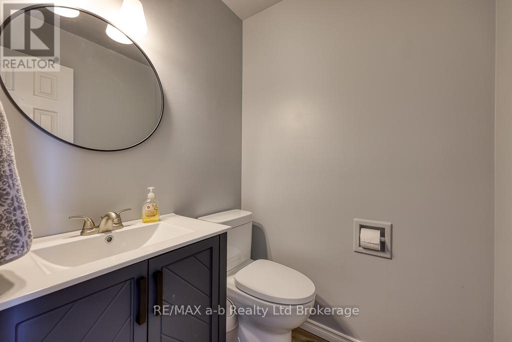 322 Lansdowne Avenue, Woodstock, Ontario  N4T 1M8 - Photo 20 - X12292369