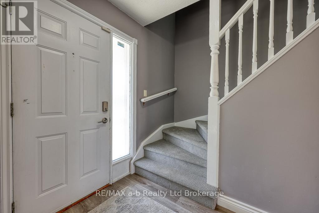 322 Lansdowne Avenue, Woodstock, Ontario  N4T 1M8 - Photo 21 - X12292369