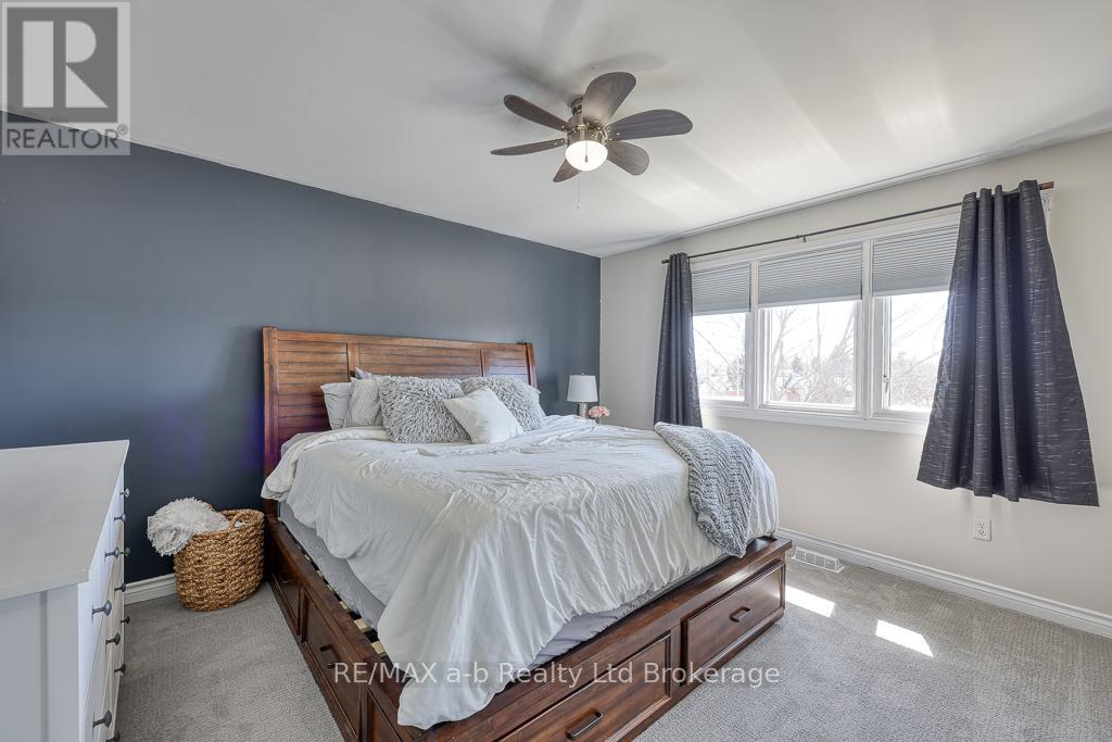 322 Lansdowne Avenue, Woodstock, Ontario  N4T 1M8 - Photo 12 - X12292369